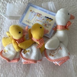 Rattle Washcloth Set